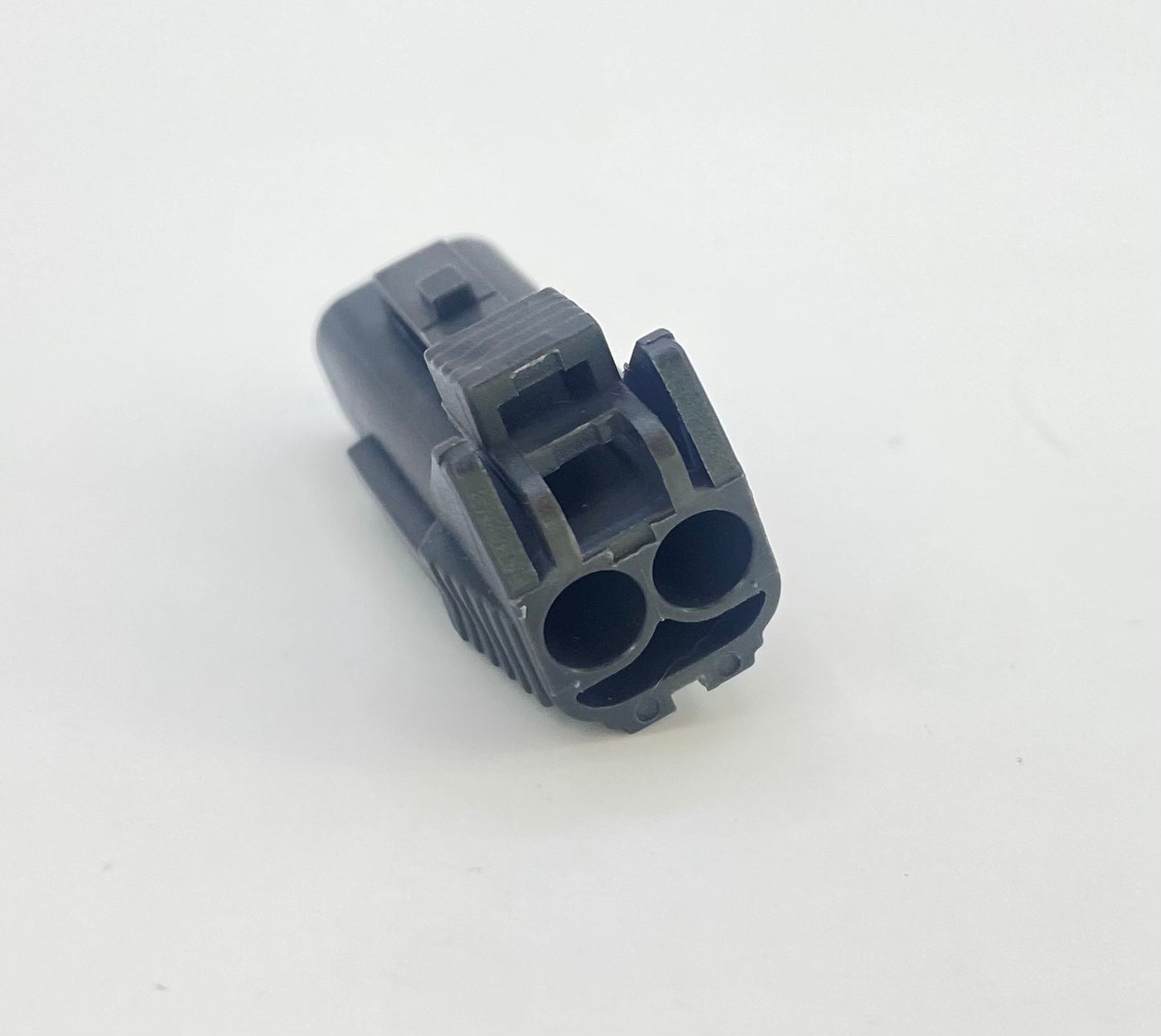 CONECTOR SENSOR DE VELOCIDAD NISSAN GA16 - SR20 - V16 TSURU