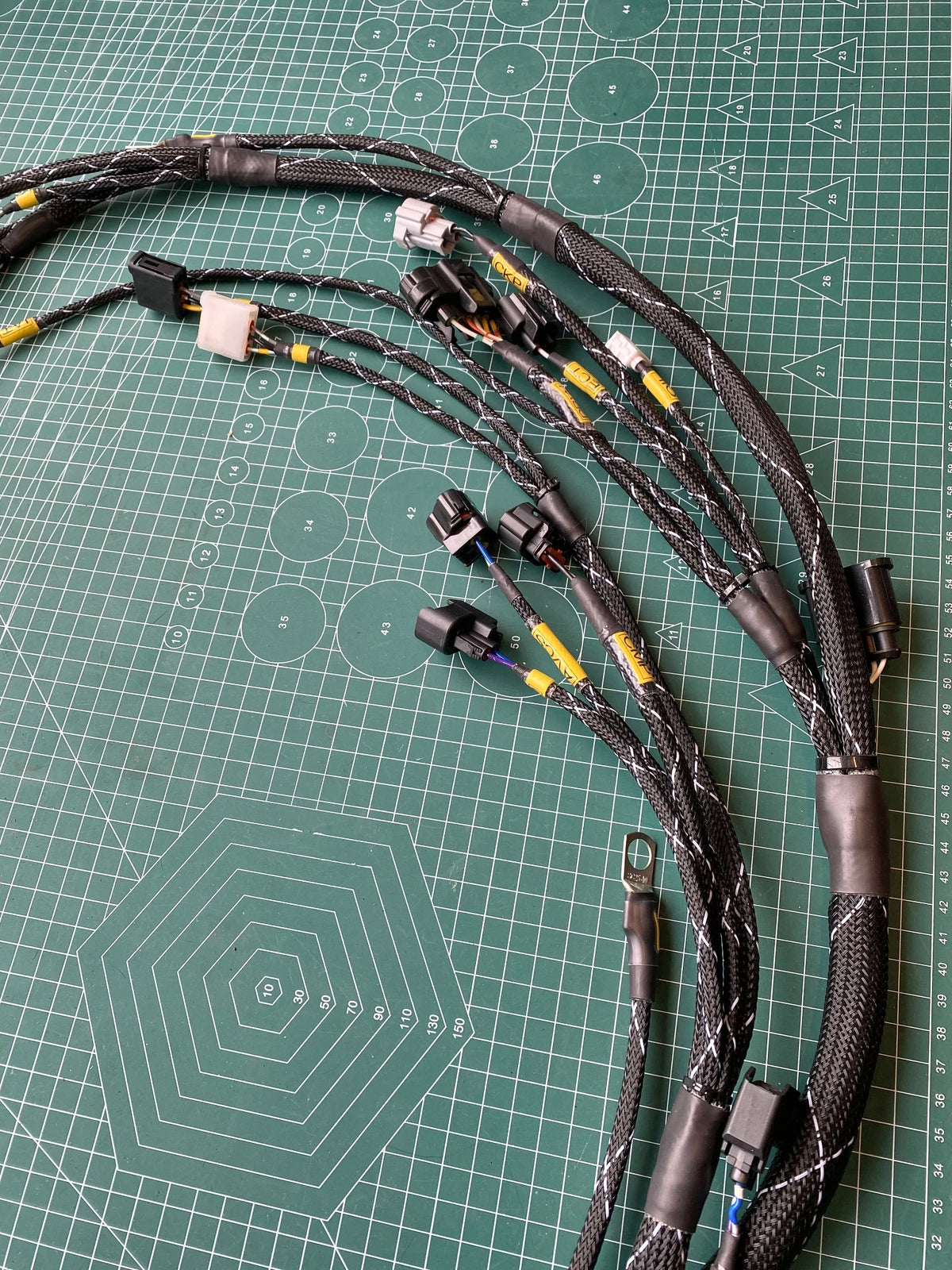 HARDCORE wiring harness for Honda K20/K24 engines