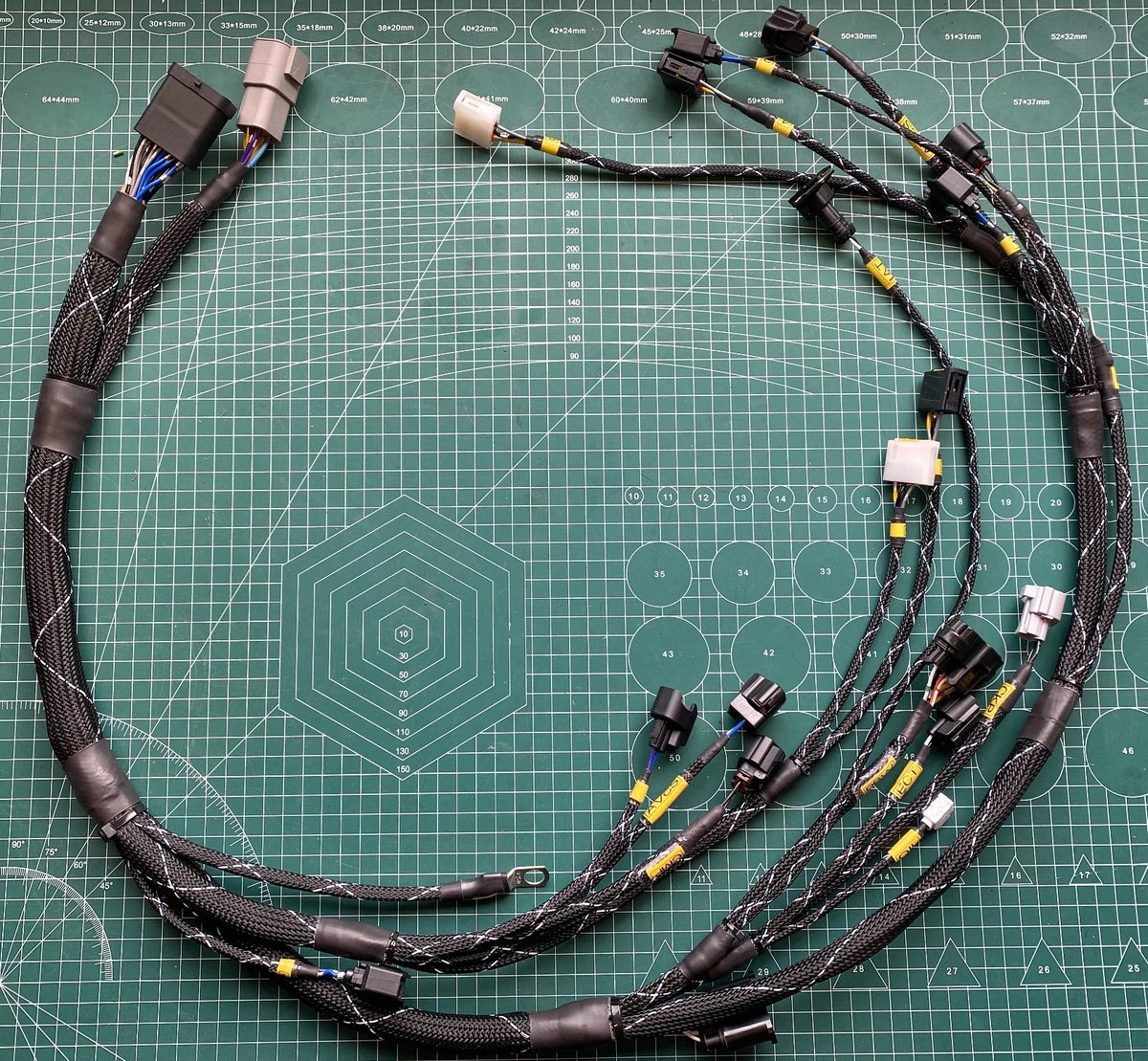 HARDCORE wiring harness for Honda K20/K24 engines